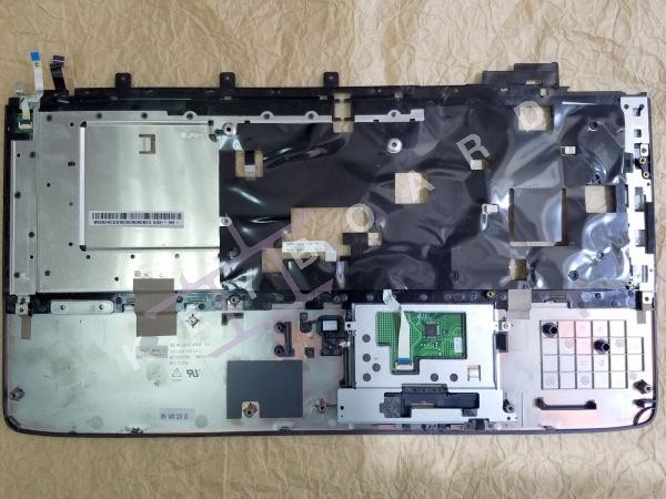 Верхня частина Acer Aspire 7738